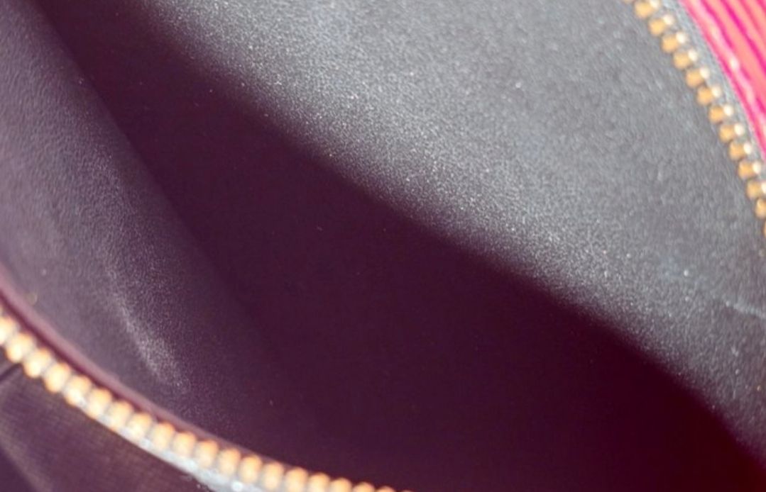 Louis Vuitton red Saint-Cloud Epi leather crossbody bag 