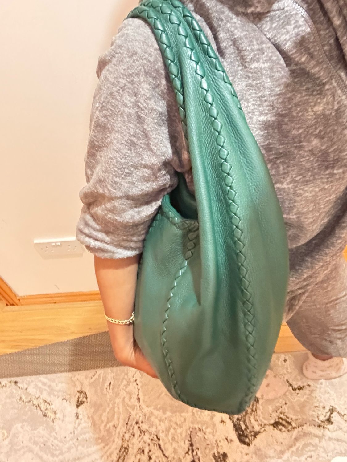 Bottega Veneta Intreciato Trimmed Cervo Hobo Bag green