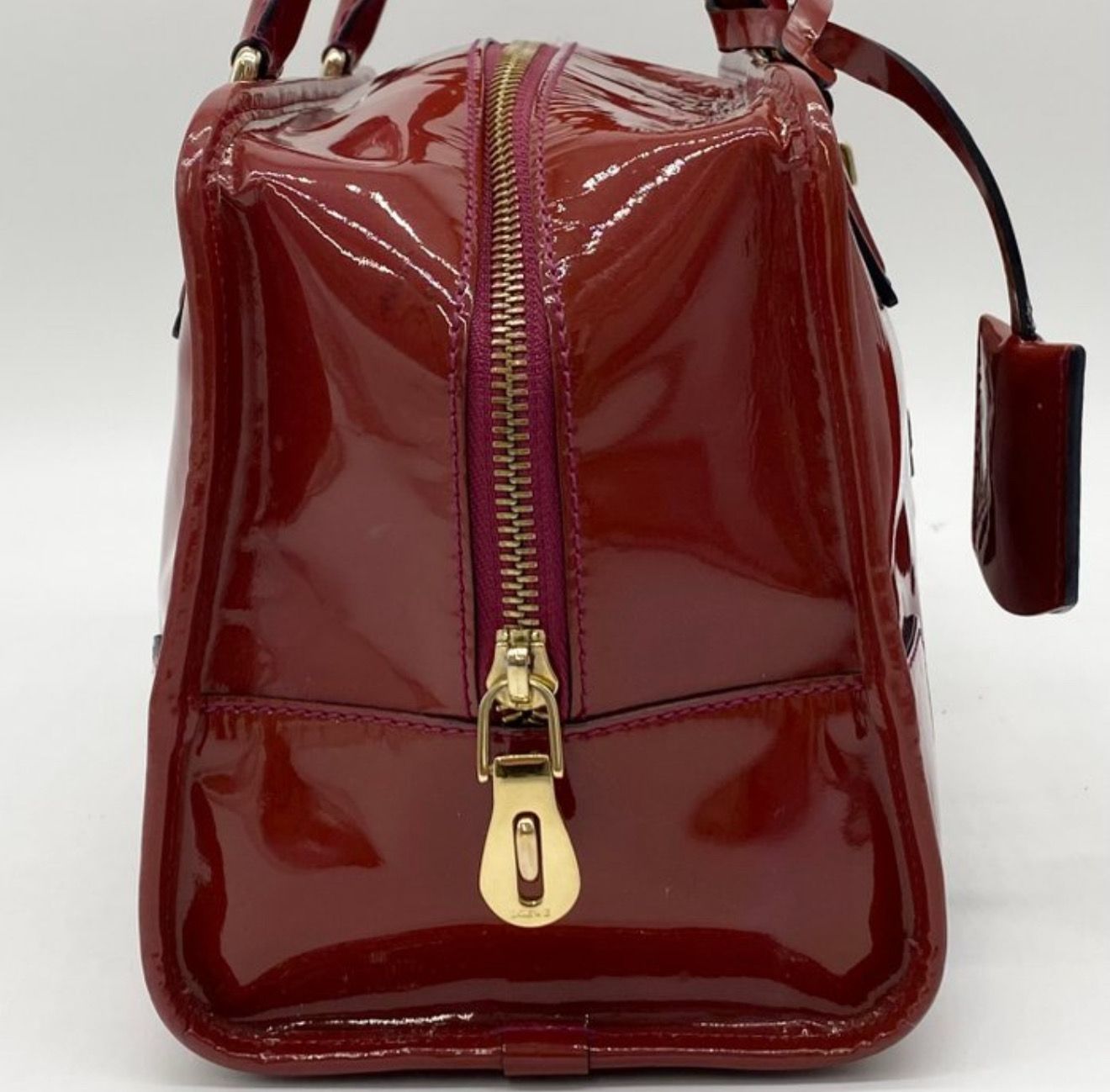 Loewe Amazona 28 Handbag Patent leather Bordeaux