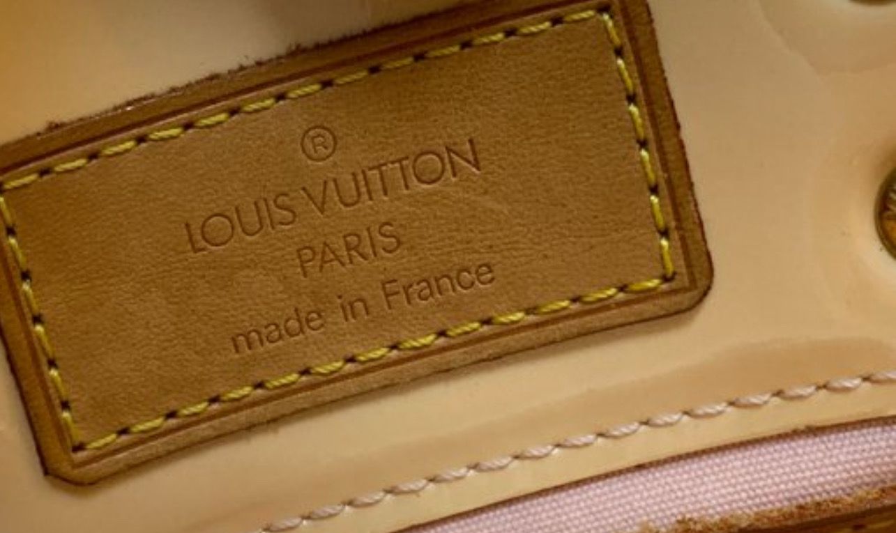 Louis Vuitton Beige Monogram Vernis Read Me PM Tote Leather Bag