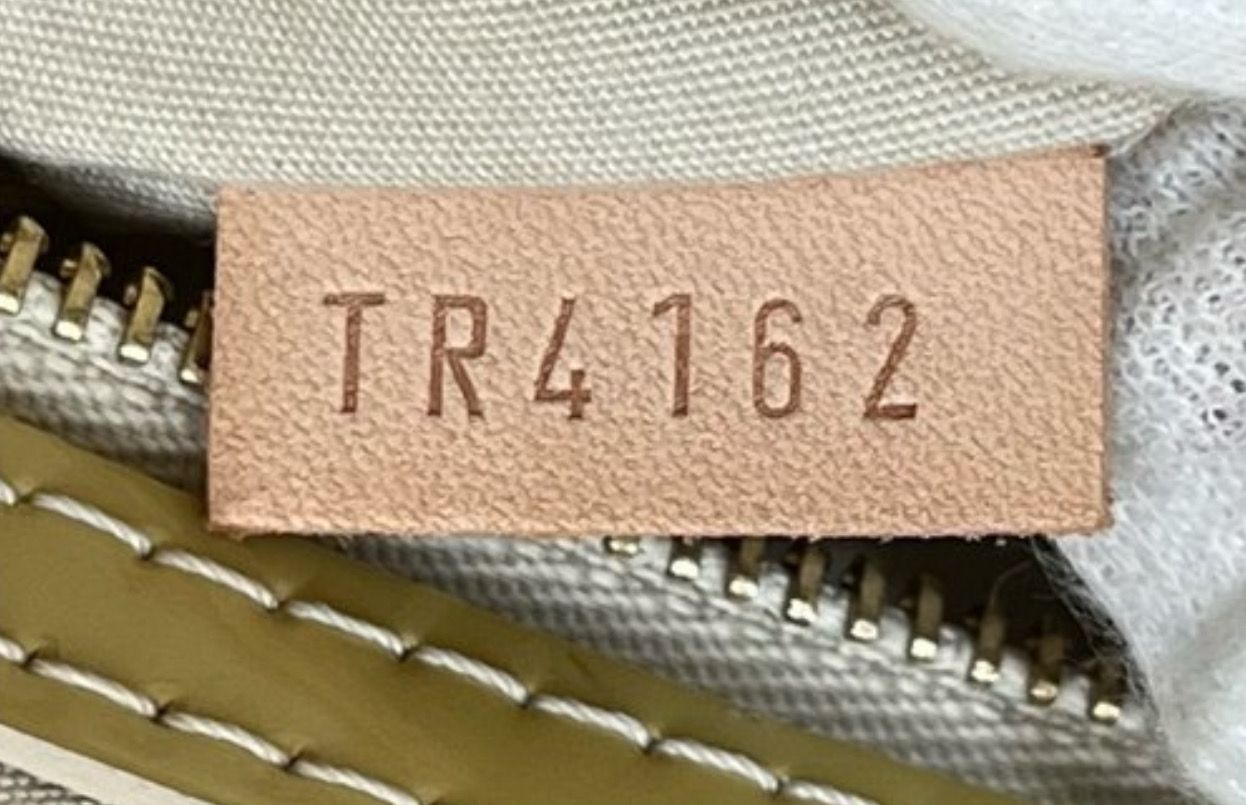 Louis Vuitton Yellow Vernis Katarina Leather Tote