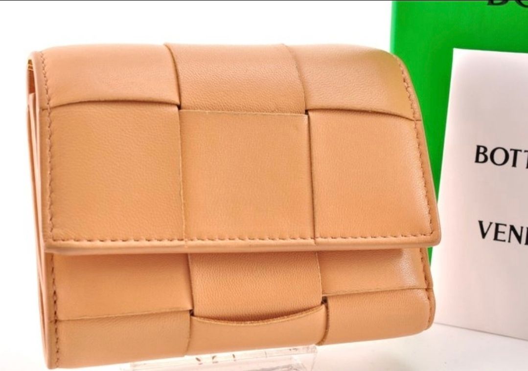 Bottega Veneta Cassette Trifold Leather wallet Camel