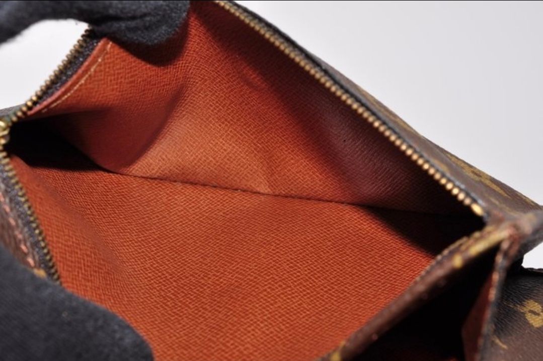 Louis Vuitton pochette Lava monogram leather 