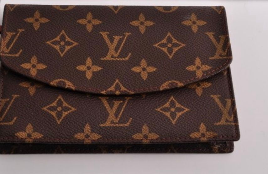 Louis Vuitton pochette Lava monogram leather 
