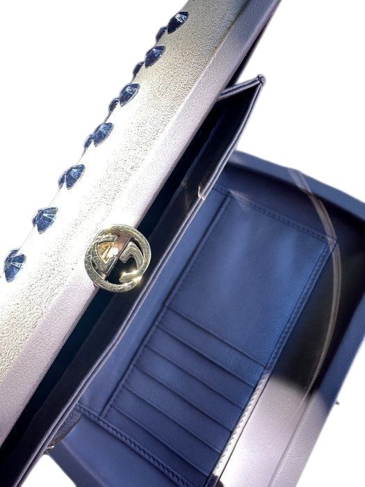 Gucci Interlocking Buckle Suede &amp; Crystal Clutch – Light Purple