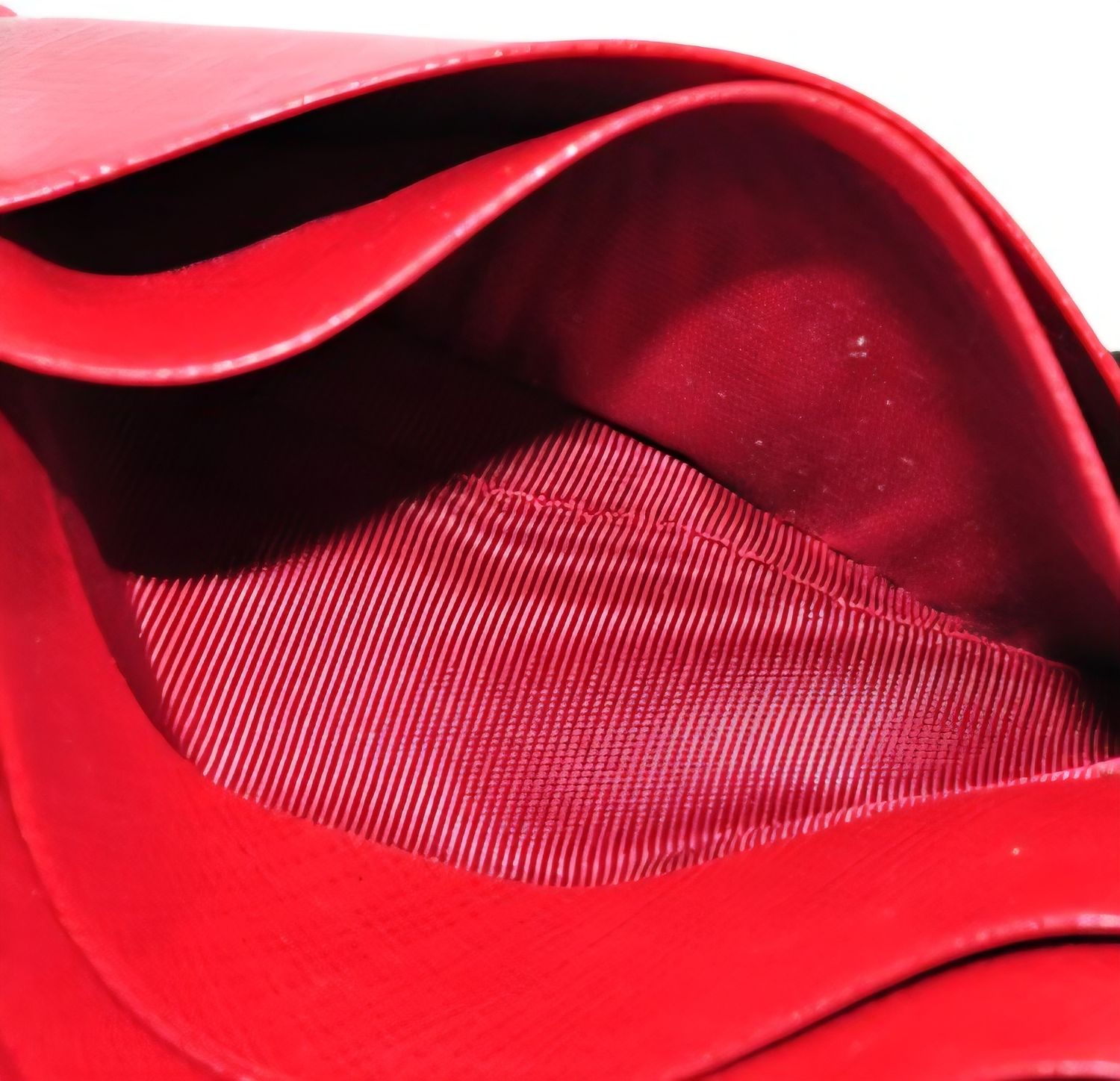 Salvatore Ferragamo Leather &amp; Metal Compact Wallet – Gold &amp; Red