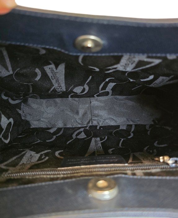 Salvatore Ferragamo Hobo Leather Shoulder Bag Black