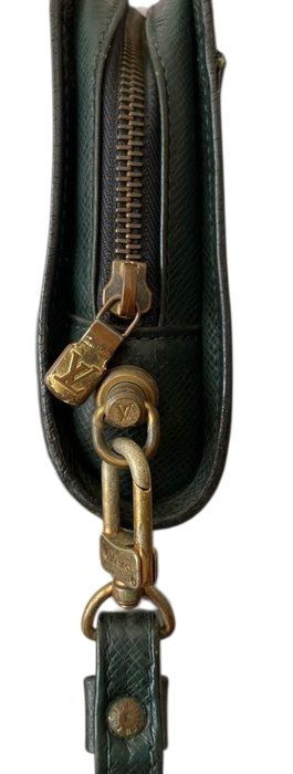 Louis Vuitton Baikal Tiaga leather pouch Green