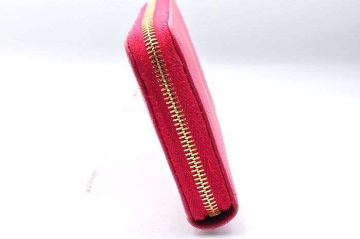 Prada Zippy Leather Wallet pink Prada Zippy Leather Wallet pink