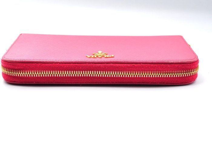 Prada Zippy Leather Wallet pink Prada Zippy Leather Wallet pink