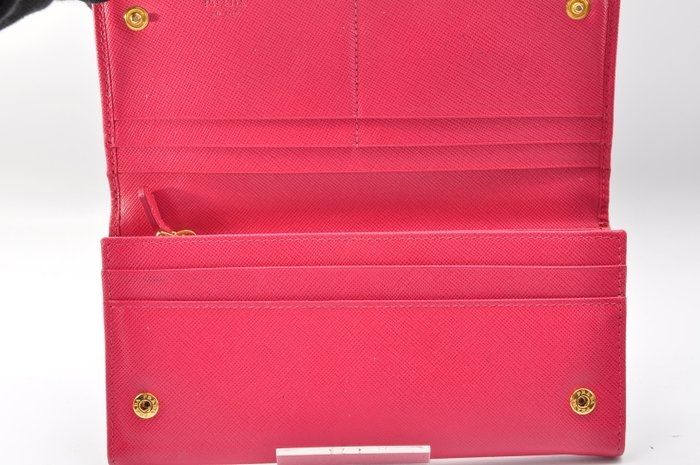 Prada Pink Leather Wallet Prada Pink Leather Wallet