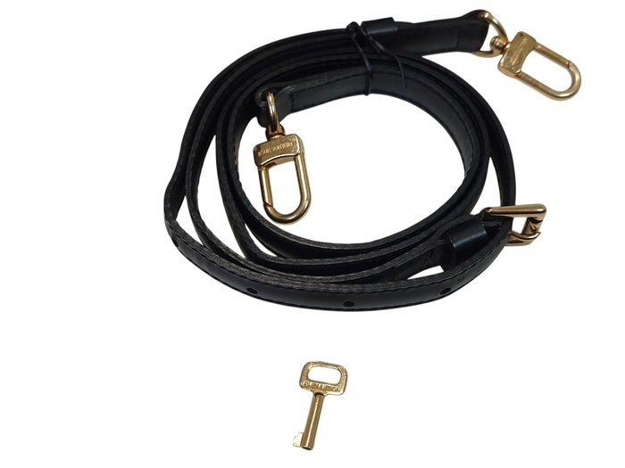 Louis Vuitton Monceau in Epi Leather Black