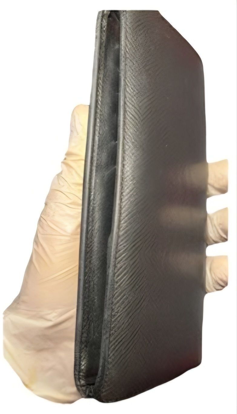 Louis Vuitton Brazza Long Bi-Fold Wallet – Taiga Leather – Brown Louis Vuitton Brazza Long Bi-Fold Wallet – Taiga Leather – Brown