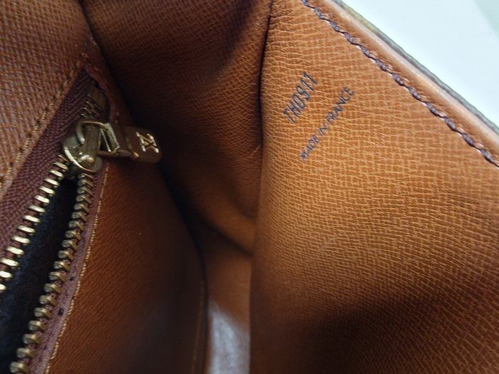 Louis Vuitton Monogram Saint-Cloud GM Louis Vuitton Monogram Saint-Cloud GM