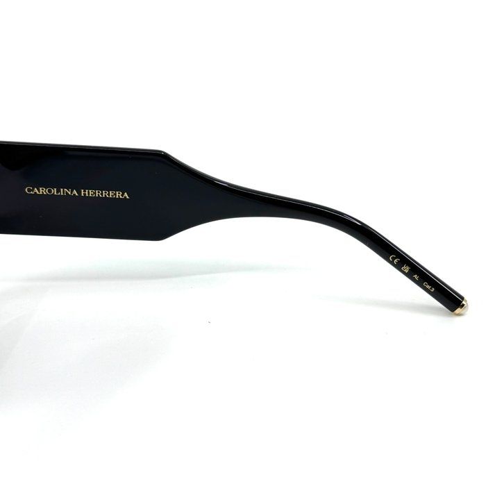 Carolina Herrera Black Acetate Sunglasses Carolina Herrera Black Acetate Sunglasses