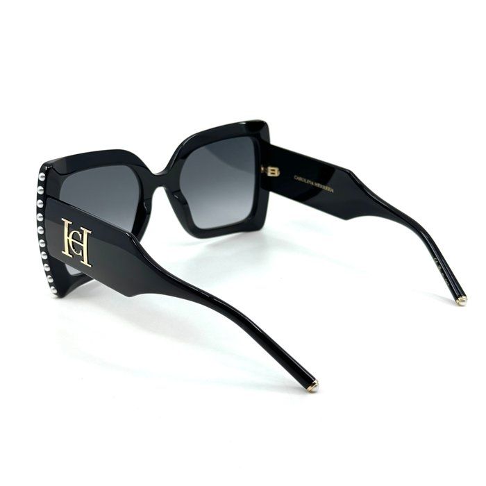 Carolina Herrera Black Acetate Sunglasses Carolina Herrera Black Acetate Sunglasses