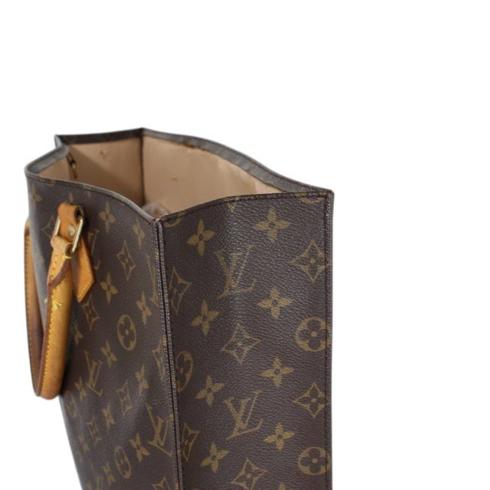 Louis Vuitton Monogram Sac Plat Tote – Brown Louis Vuitton Monogram Sac Plat Tote – Brown