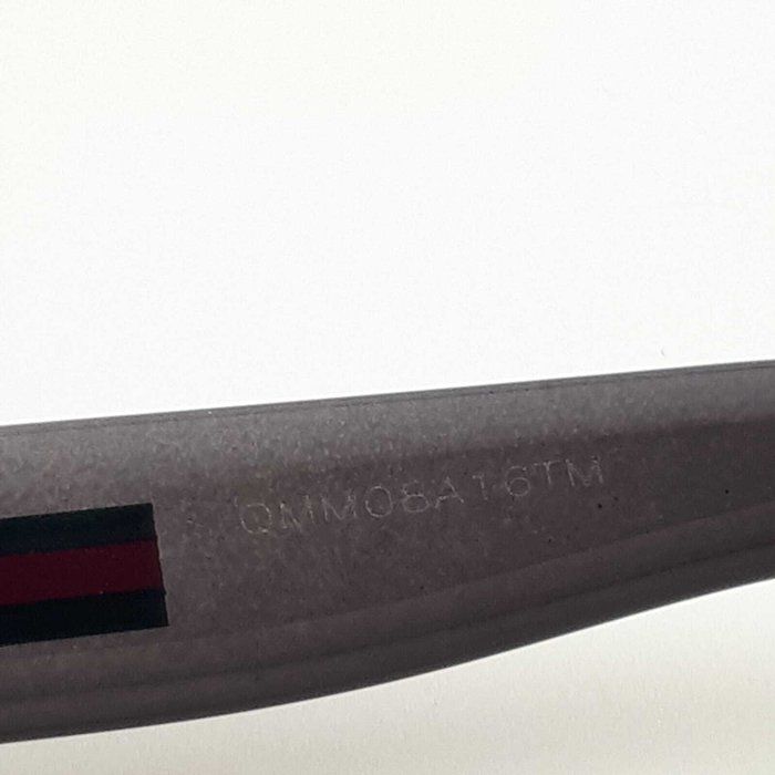 Gucci  Wayfarer Sunglasses – Black/Grey with Red &amp; Green Temple Detail