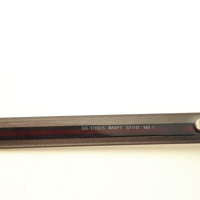 Gucci  Wayfarer Sunglasses – Black/Grey with Red &amp; Green Temple Detail