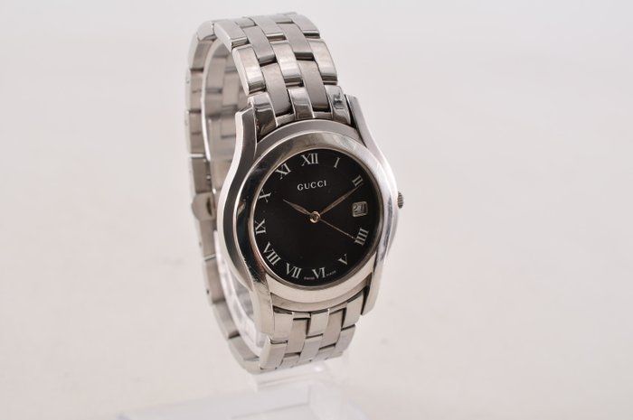Gucci watch   Stainless steel  strap