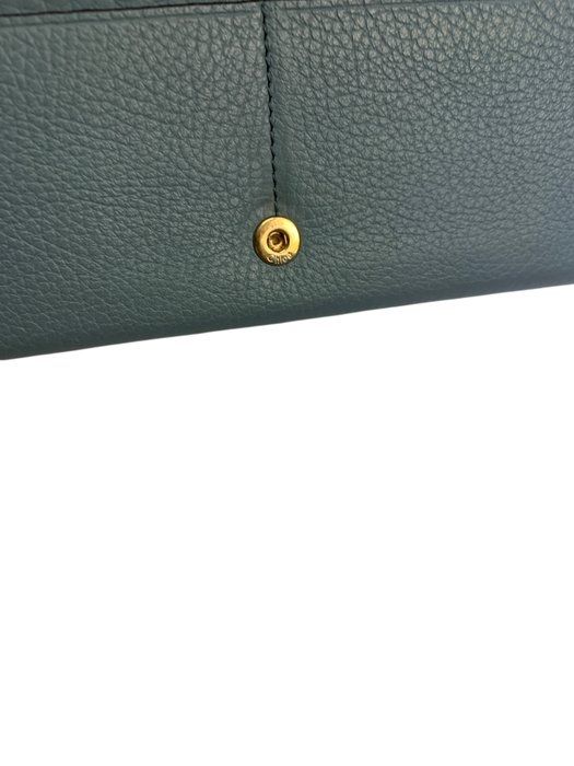 Chloé Alphabet Compact leather Wallet – Green/Khaki Chloé Alphabet Compact leather Wallet – Green/Khaki