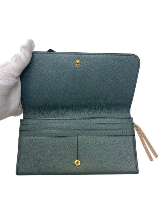 Chloé Alphabet Compact leather Wallet – Green/Khaki Chloé Alphabet Compact leather Wallet – Green/Khaki