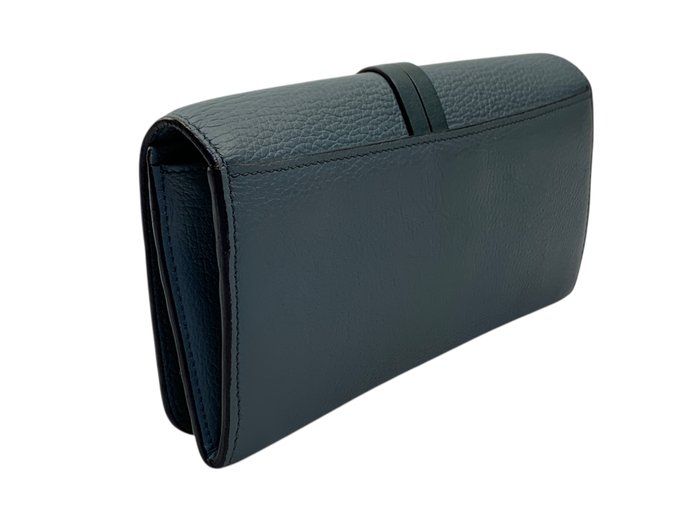 Chloé Alphabet Compact leather Wallet – Green/Khaki Chloé Alphabet Compact leather Wallet – Green/Khaki