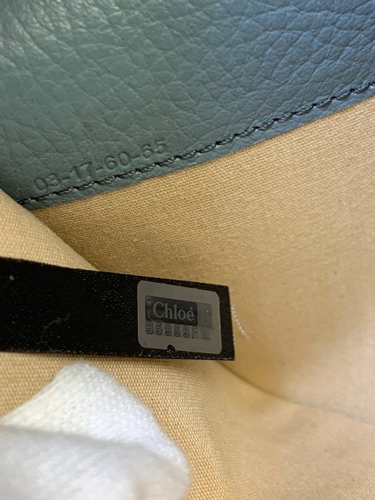 Chloé Alphabet Compact leather Wallet – Green/Khaki Chloé Alphabet Compact leather Wallet – Green/Khaki