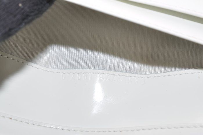 Gucci  Patent leather Bifold wallet  White