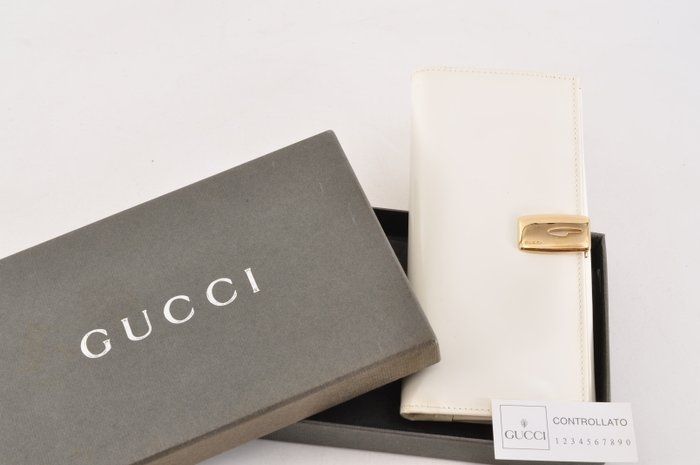 Gucci  Patent leather Bifold wallet  White