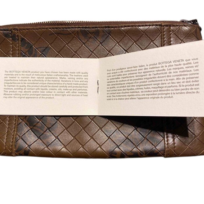 Bottega Veneta Intrecciato Leather Pouch Bottega Veneta Intrecciato Leather Pouch