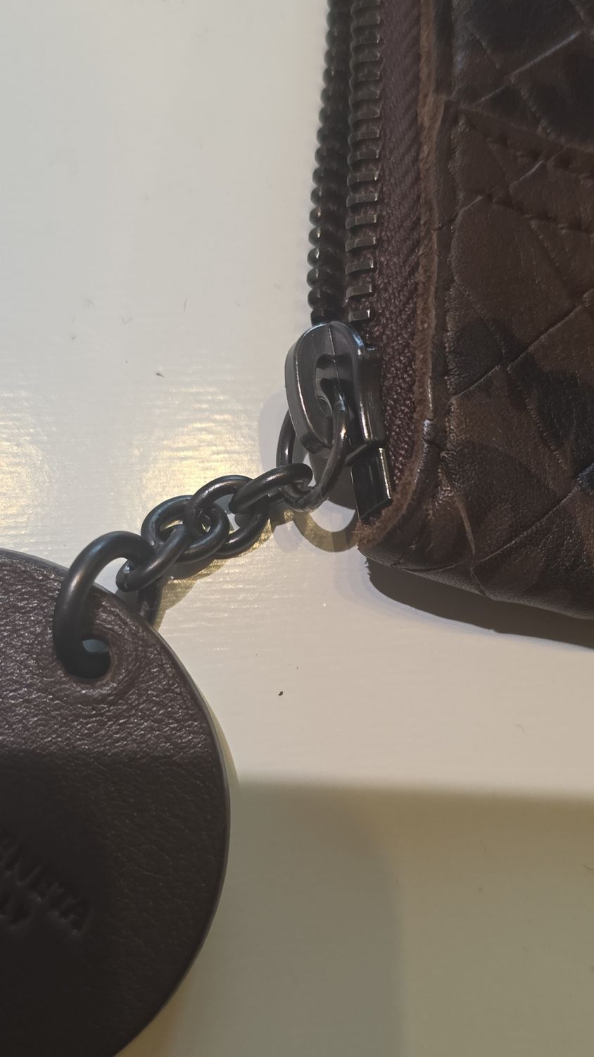 Bottega Veneta Intrecciato Leather Pouch Bottega Veneta Intrecciato Leather Pouch