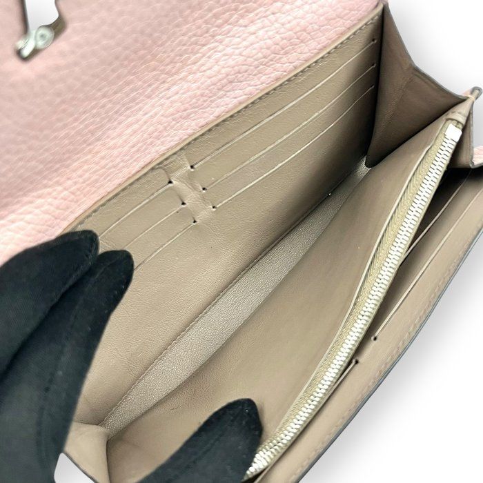 Louis Vuitton Capucines Taurillon Leather Wallet