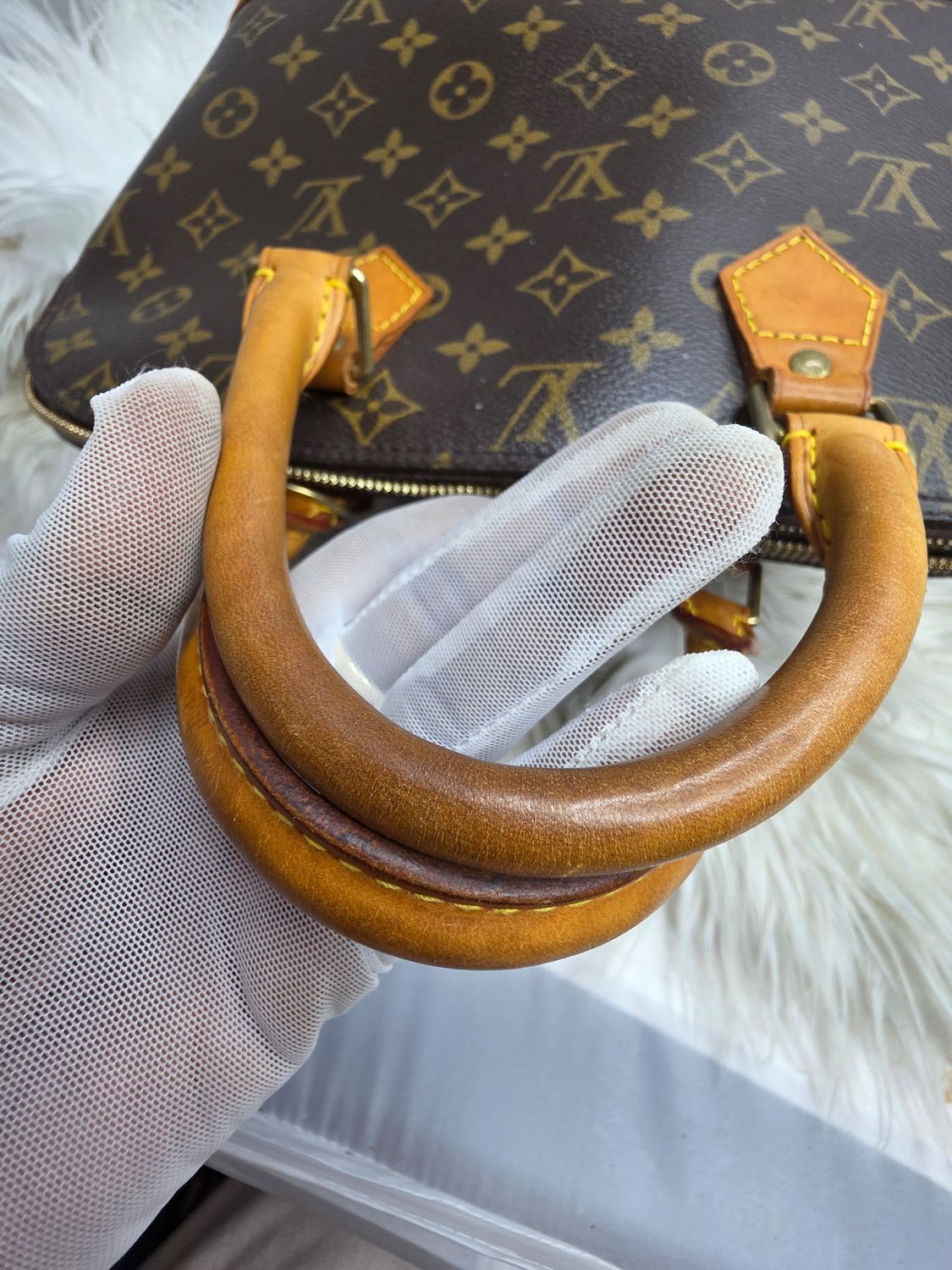 Louis Vuitton Alma Monogram PM