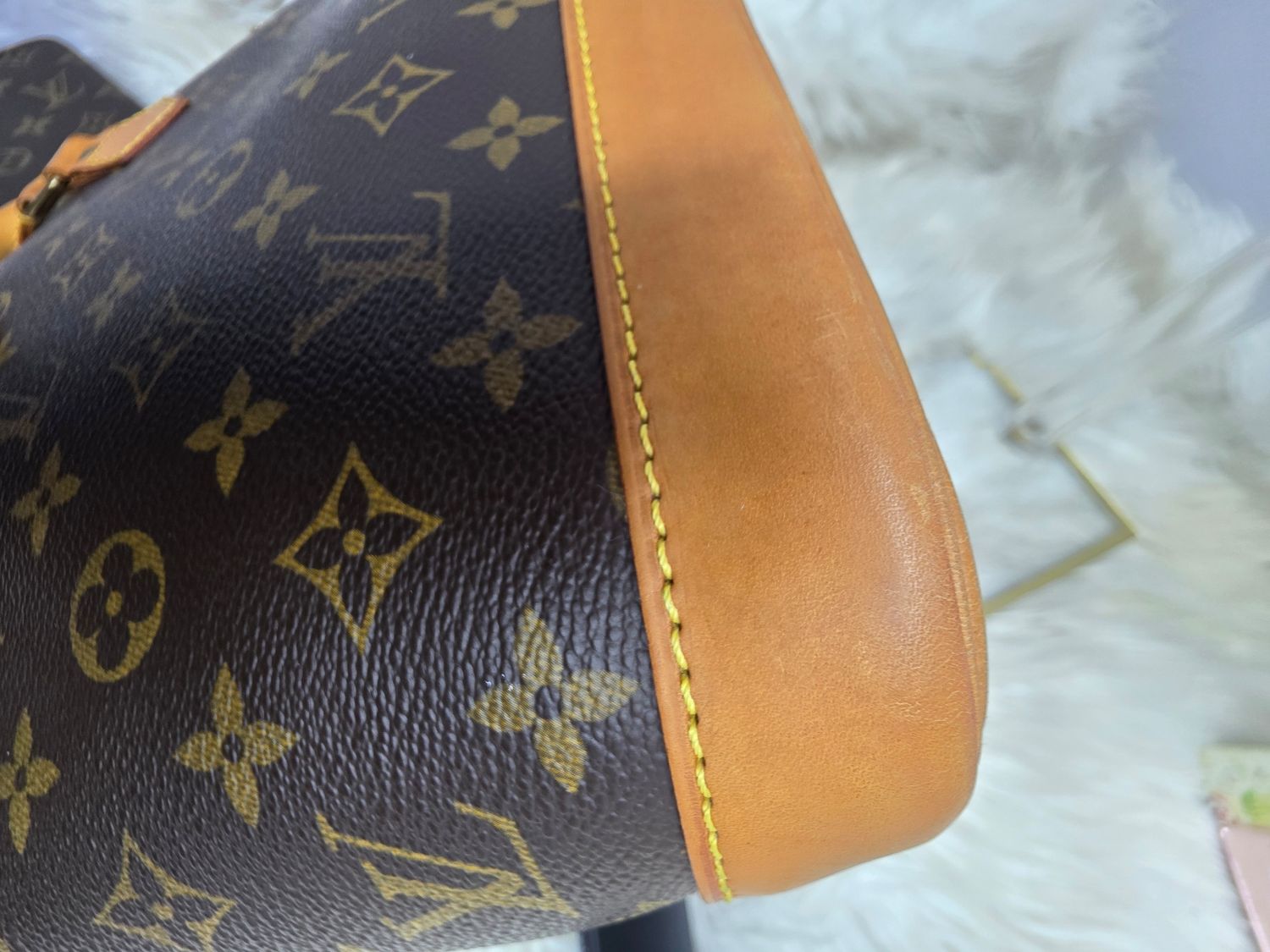 Louis Vuitton Alma Monogram PM
