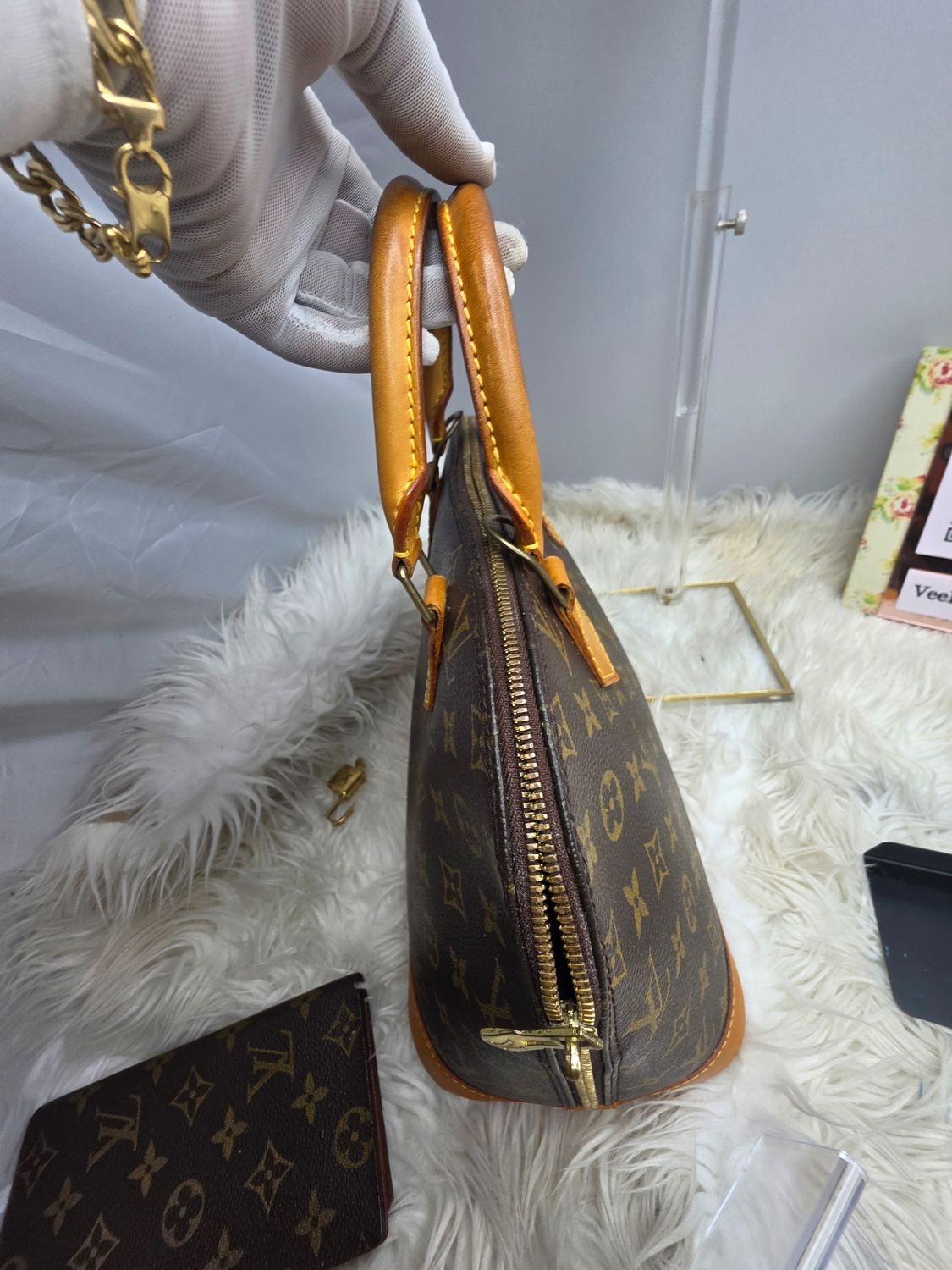 Louis Vuitton Alma Monogram PM