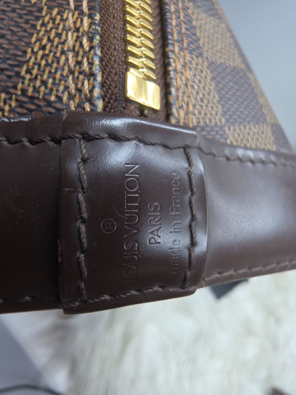 Louis Vuitton Alma Damier Ebene 