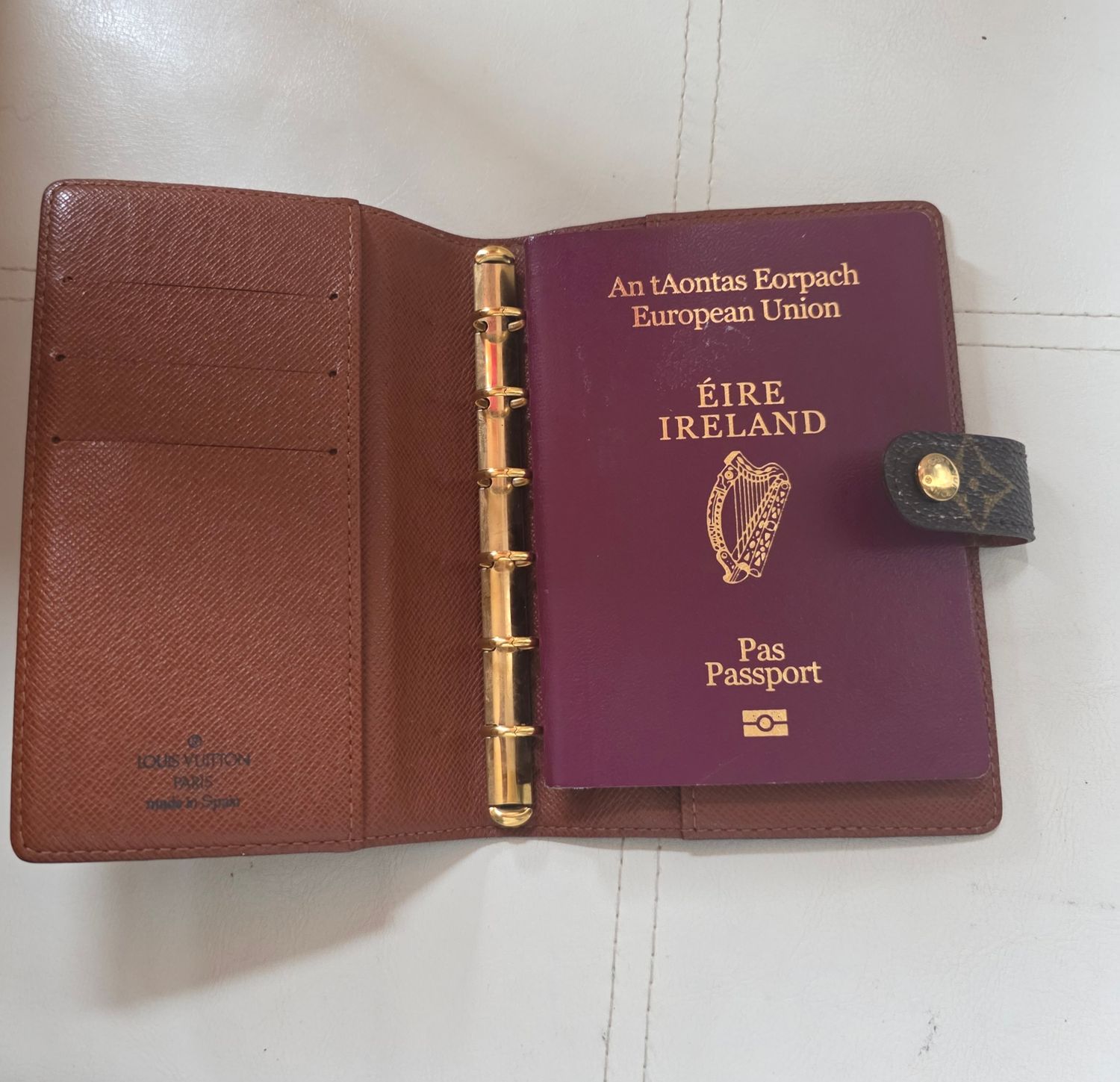 Louis Vuitton Agenda cover monogram 