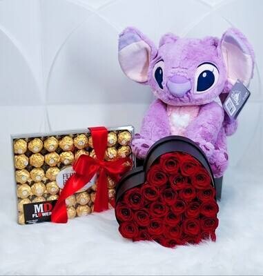 ANGEL SET WITH HEART ROSES AND FERRERO CHOCOLATES