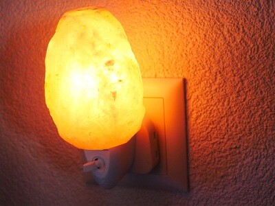 Himalayan salt nightlight - raw
