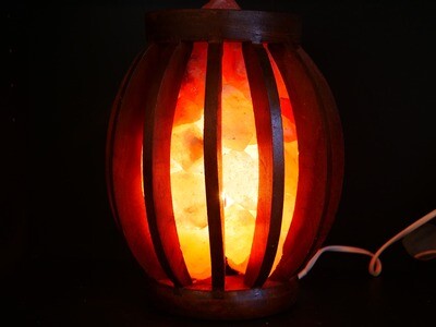 Salt lamp - Large wooden basket