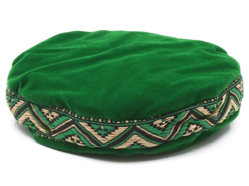 Singing bowl cushion 14 cm green