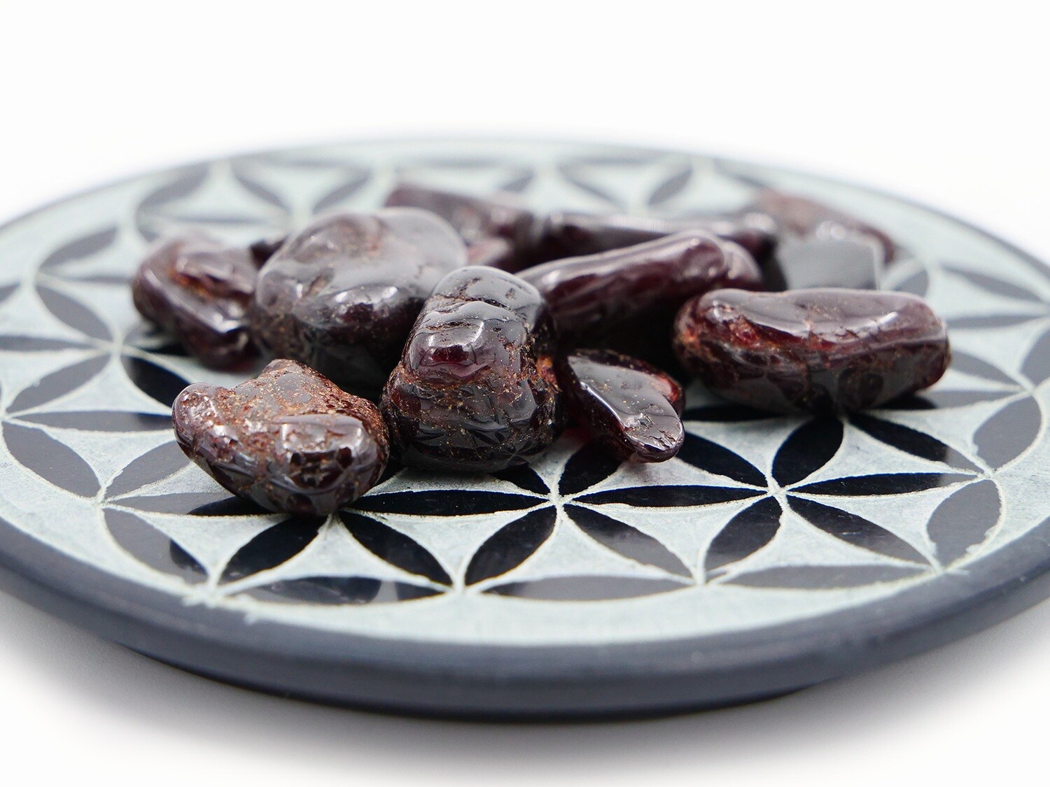 Pyrope Garnet - Mini Tumbled Stone - 50 g