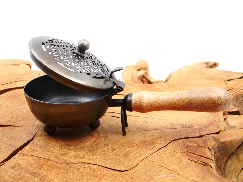 Carrying vessel with flower of life