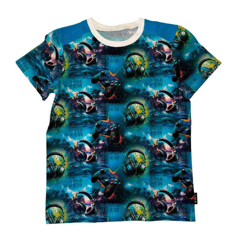 Tshirt music is my world Kids