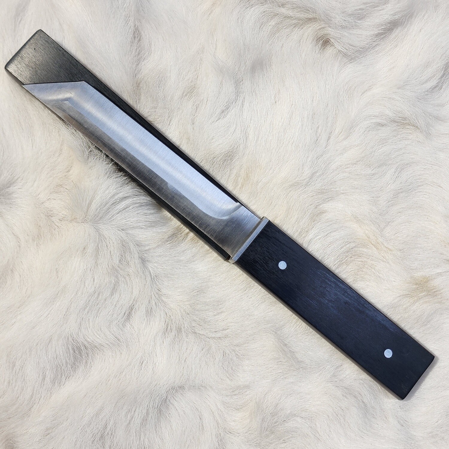 D2 Ebony Tanto