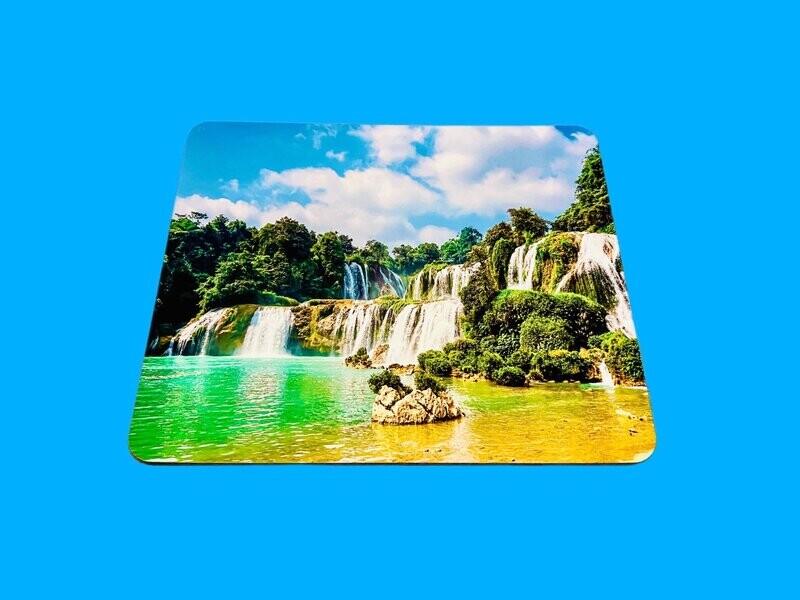 1 x MousePad ca. 190,5 x 228,6 mm, glänzend