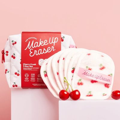The Original Makeup Eraser Cherry Crush 7 Day Set