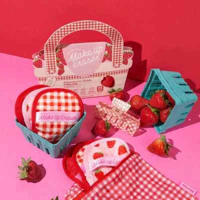 The Original Makeup Eraser Strawberry Fields 7 Day Set