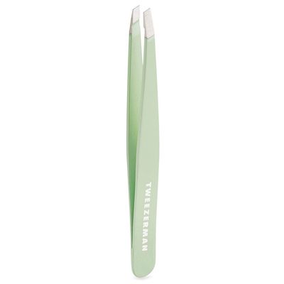 TWEEZERMAN Slant Tweezer Pistachio